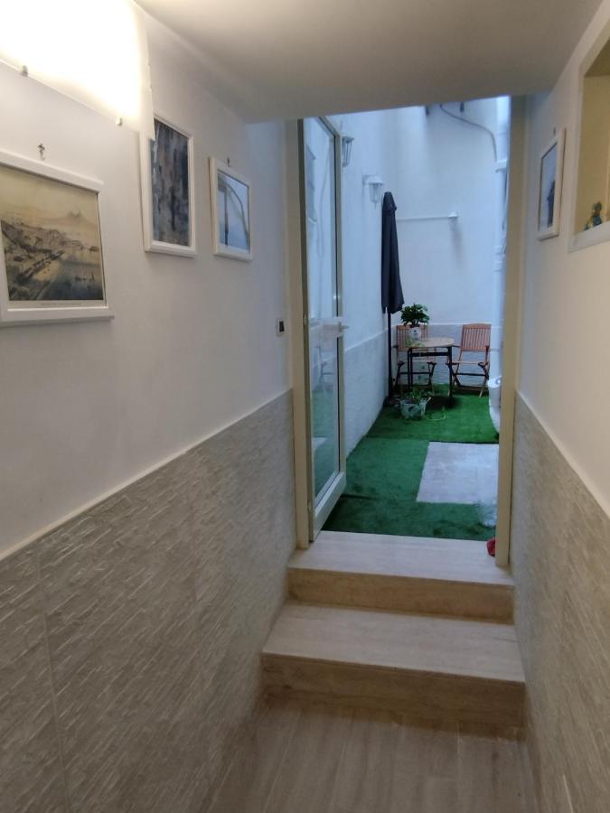 Il Rifugio Del Conte Apartamento Nápoles Exterior foto